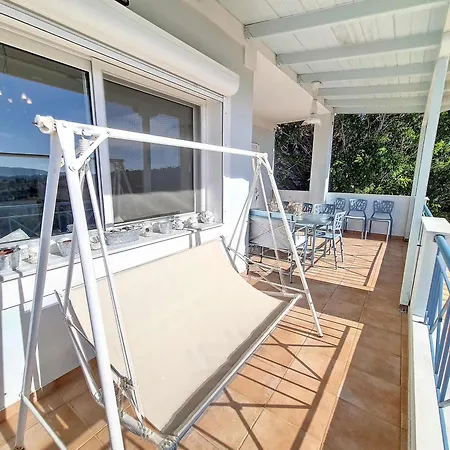 Seaview With Pool For 6