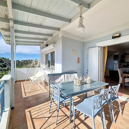 Seaview With Pool For 6 *